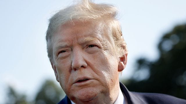 Der ehemalige US-Präsident Donald Trump wendet sich spöttisch an seinen Nachfolger Joe Biden.