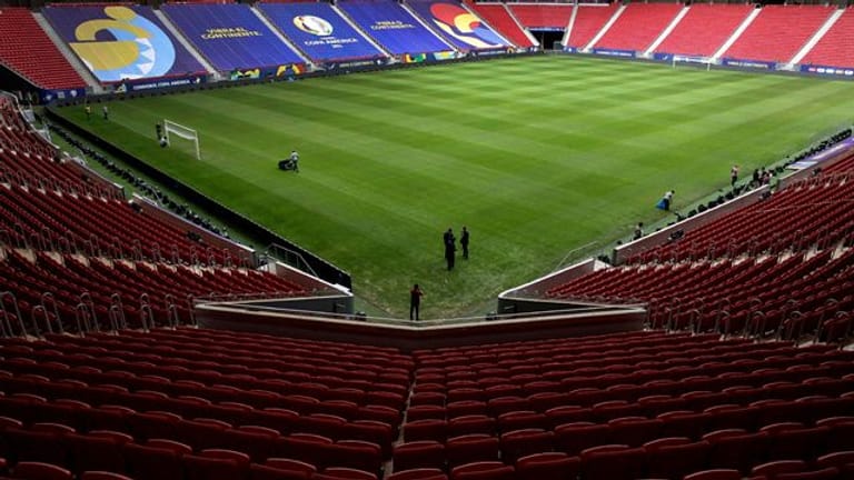 Im brasilianischen Nationalstadion soll das Eröffnungsspiel stattfinden - mit Venezuela als Gast.