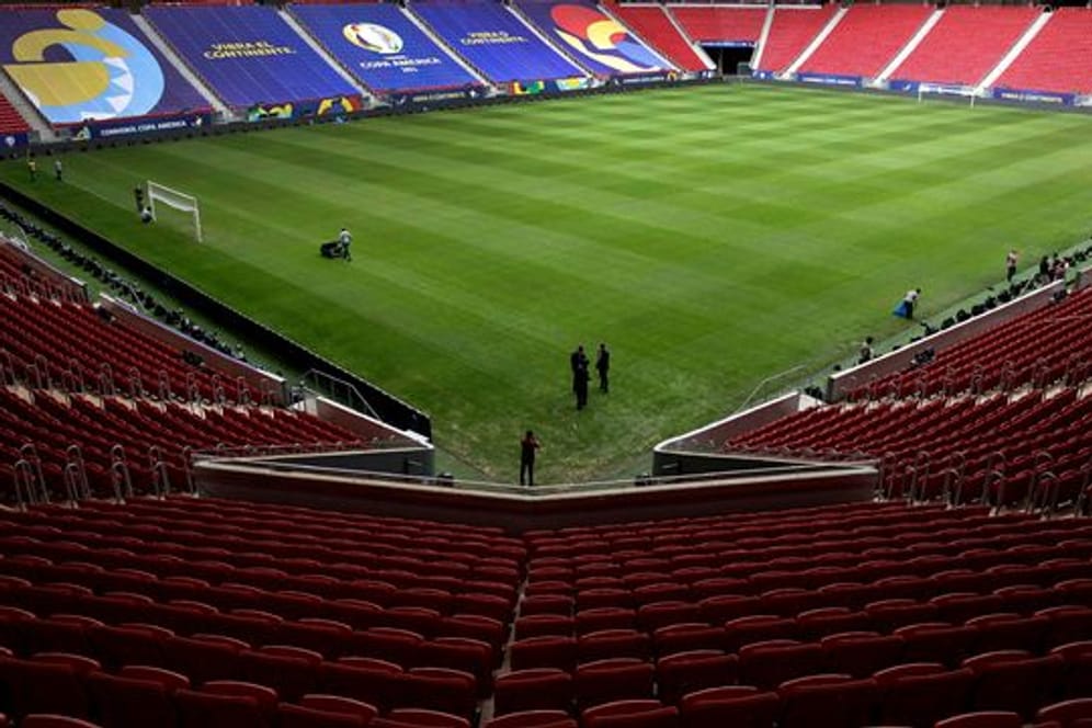 Im brasilianischen Nationalstadion soll das Eröffnungsspiel stattfinden - mit Venezuela als Gast.