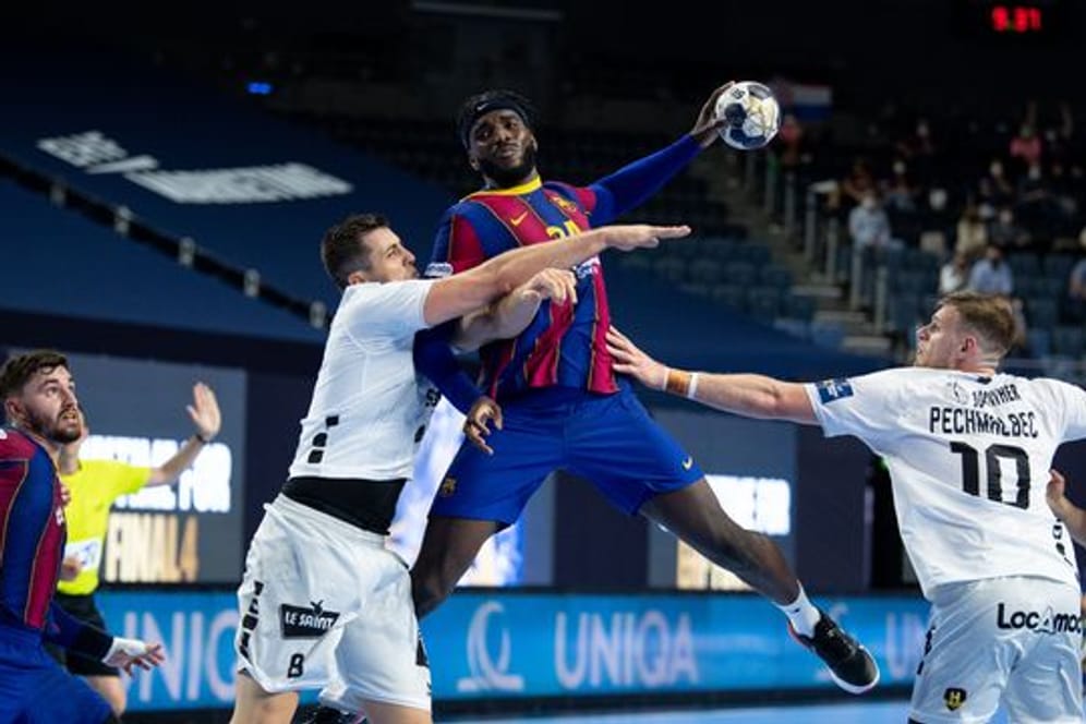 Dika Mem (M) zieht mit dem FC Barcelona in das Champions League-Finale ein.