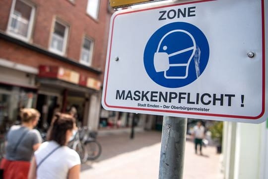 Ein Festhalten an der Maskenpflicht im Freien wird auch von vielen Experten als unnötig angesehen.