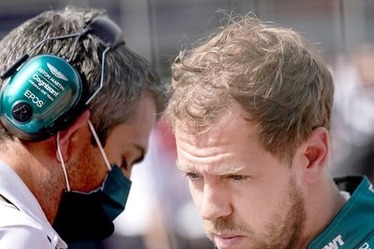 Sebastian Vettel droht nach dem jüngsten Podiumsglück wieder der Absturz ins hintere Formel-1-Mittelfeld.