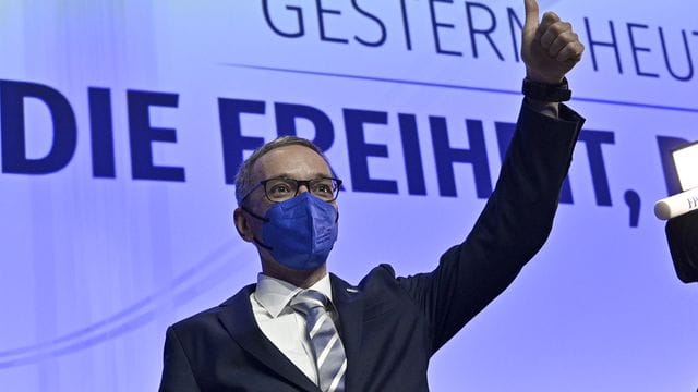 Herbert Kickl ist erwartungsgemäß zum Chef der FPÖ gewählt worden.