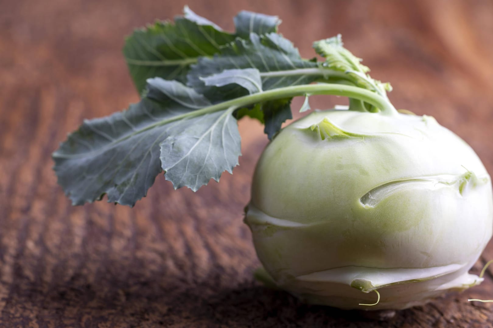 Kohlrabi: Das Kohlgemüse lässt sich komplett verwerten.