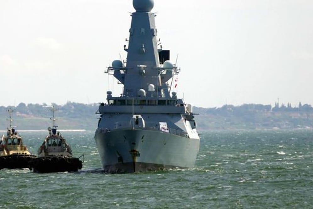 Im Zentrum des Zwischenfalls im Schwarzen Meer steht der britische Zerstörer "Defender".