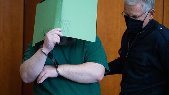 Das Landgericht Göttingen verurteilte den Angeklagten zu über sechs Jahren Haft. Das Landgericht Göttingen verurteilte den Angeklagten zu über sechs Jahren Haft.