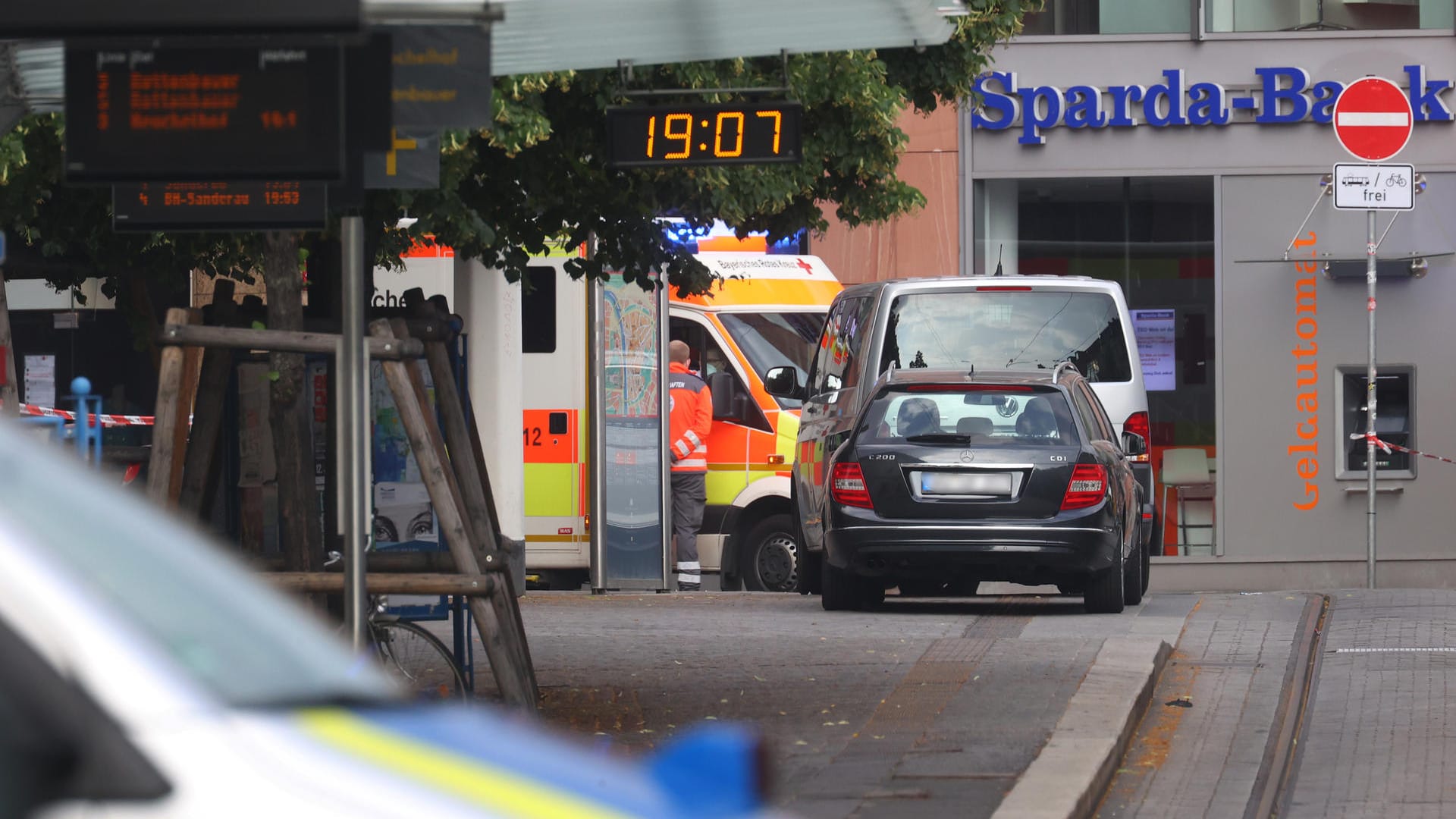 Würzburg in Bayern: Bei einer Messerattacke in der Würzburger Innenstadt sind am Freitag mehrere Menschen getötet worden.