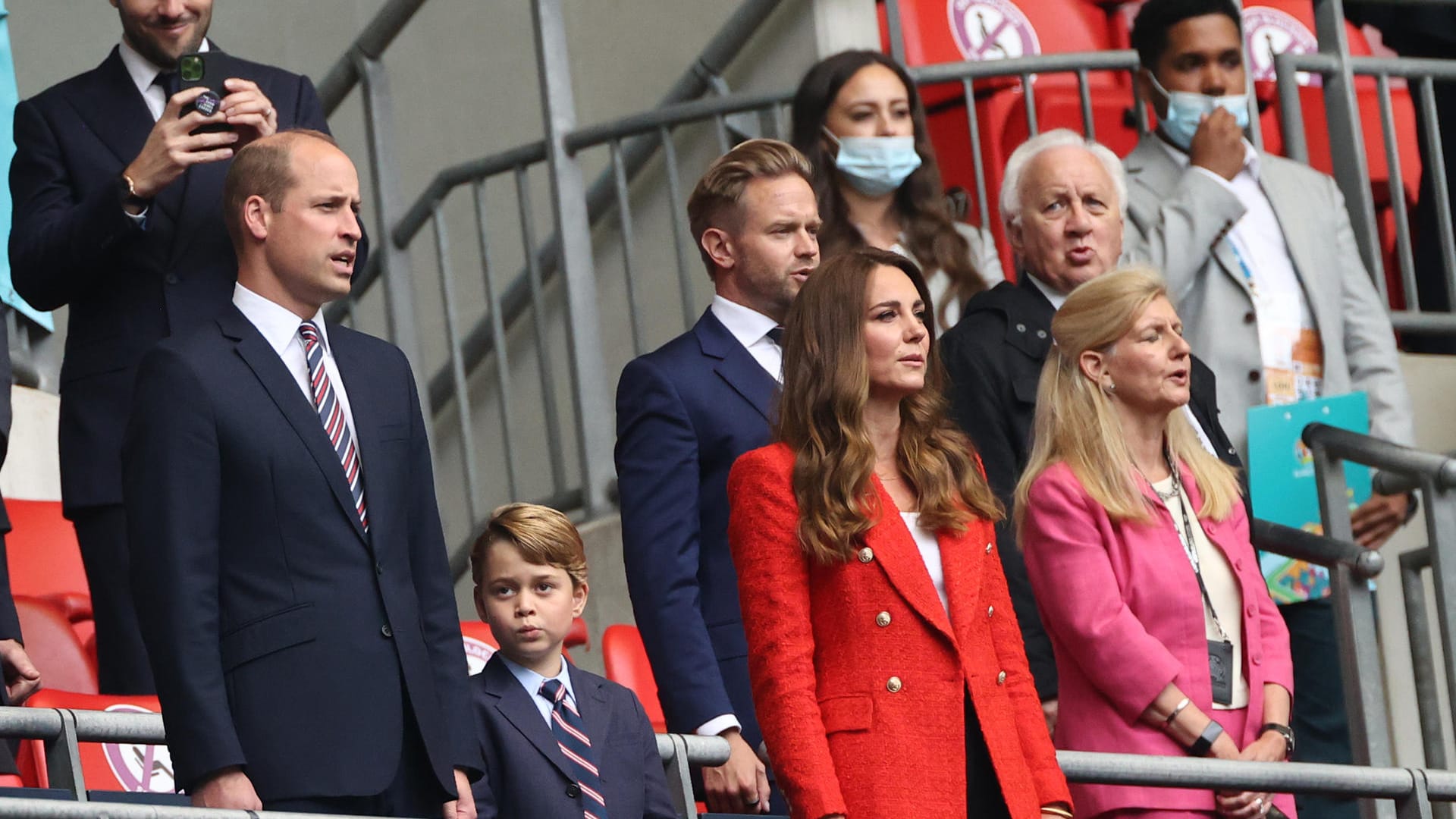 Der kleine Royal schien etwas abgelenkt zu sein.