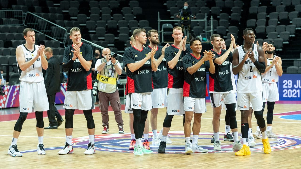 Nach dem Sieg über Mexiko können sich die deutschen Basketball-Nationalspieler über einen freien Tag freuen.