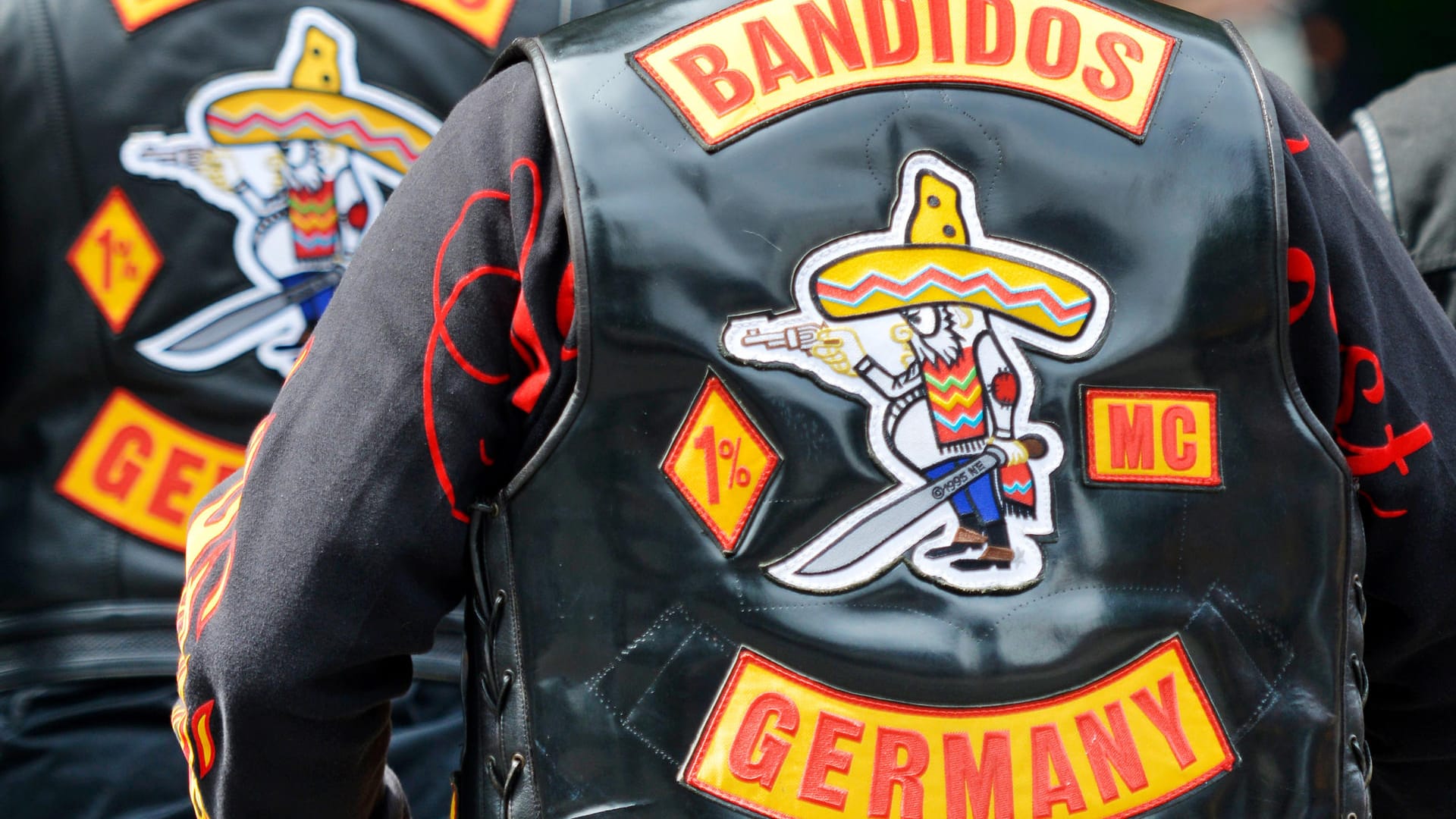 Bandidos mit Kutte (Symbolbild): In Nordrhein-Westfalen hat es eine Razzia gegen die Rockervereinigung gegeben.