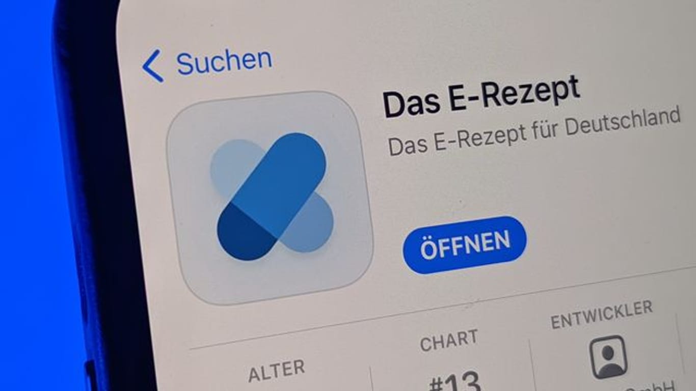 Die E-Rezept-App im App Store von Apple auf einem iPhone.