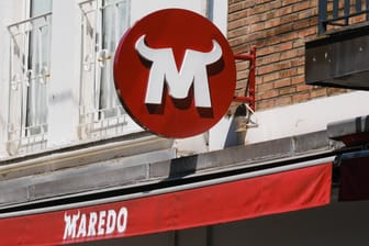 Maredo-Logo in Düsseldorf (Symbolbild): Bald öffnen wieder Restaurants unter dem Namen "Maredo".