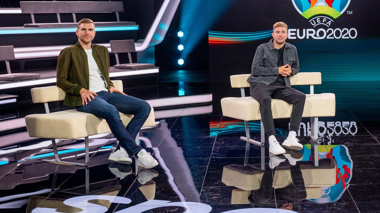 Die Expertenrunde im ZDF: Per Mertesacker und Christoph Kramer. Die beiden Weltmeister von 2014 werden von den Deutschen positiv bewertet. Für Platz eins hat es bei beiden allerdings nicht gereicht.