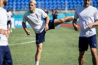 Der Schweizer Granit Xhaka ist nach zwei Gelben Karten für das Viertelfinale gegen Spanien gesperrt.