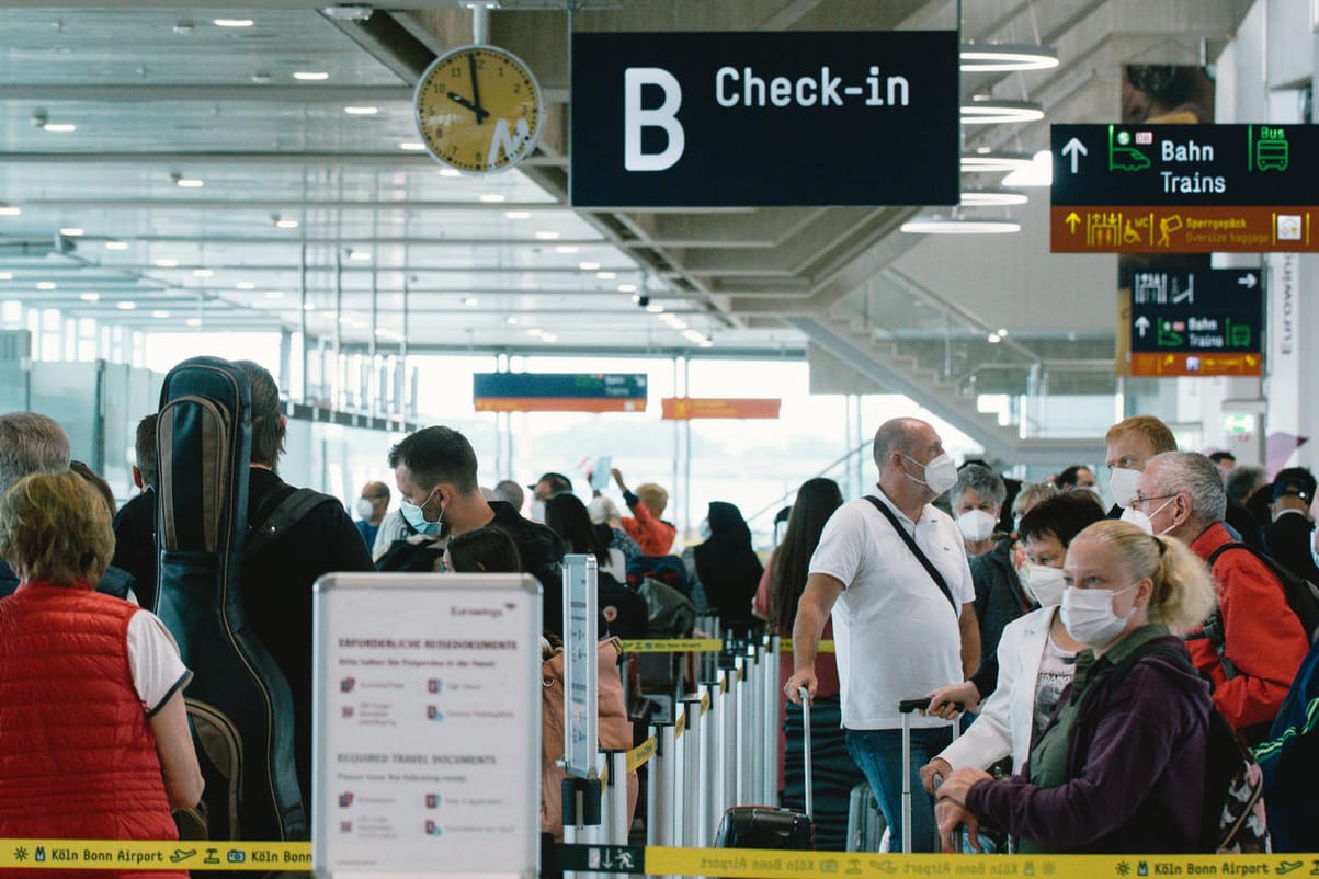 Flughafen: Vor allem für Reisende sind Informationen zur Einstufung des Urlaubslands wichtig.