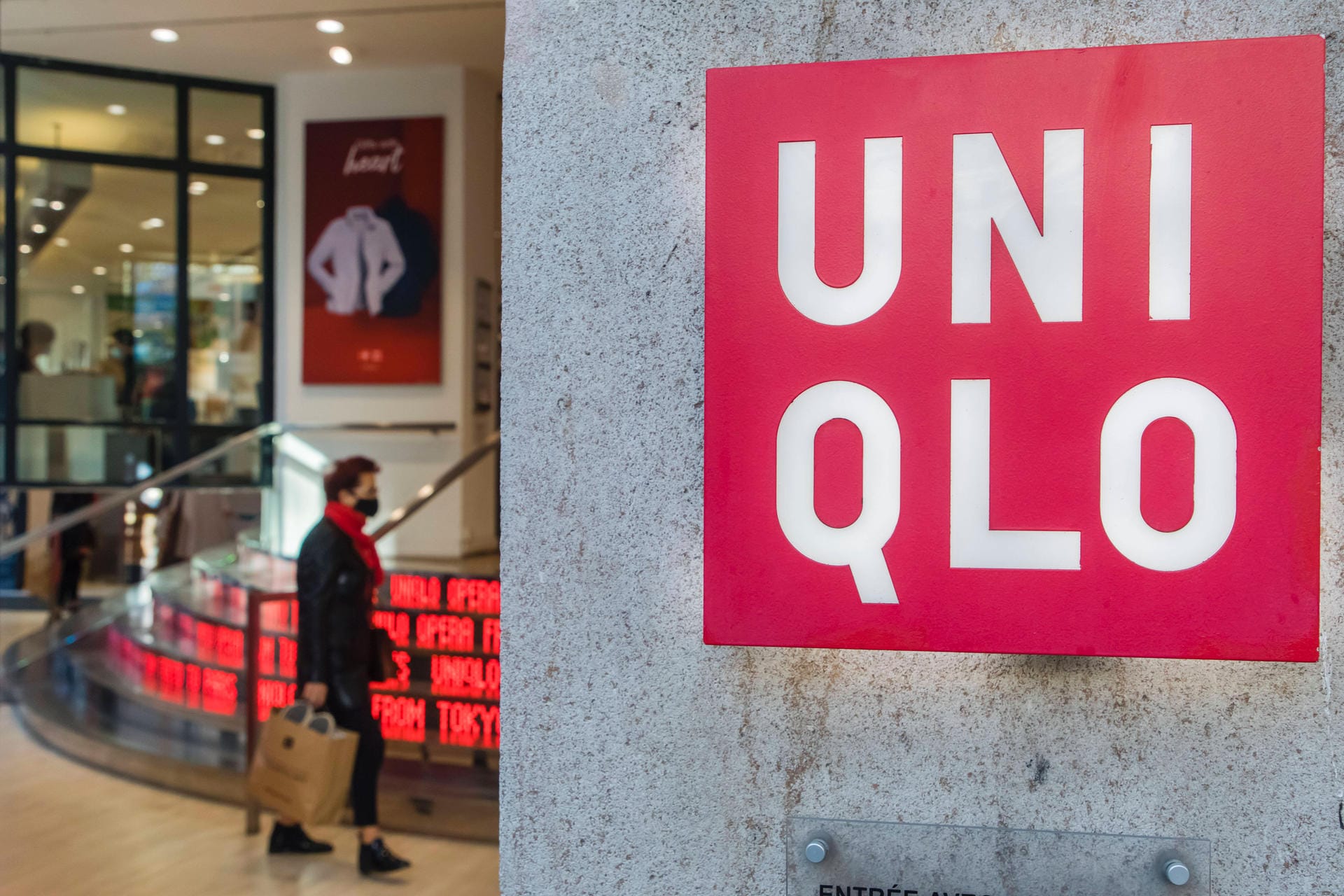 Uniqlo-Filiale (Symbolbild): Die Modekette Uniqlo weist die Zwangsarbeits-Vorwürfe von sich