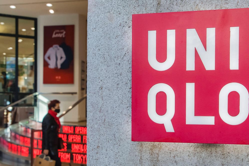 Uniqlo-Filiale (Symbolbild): Die Modekette Uniqlo weist die Zwangsarbeits-Vorwürfe von sich