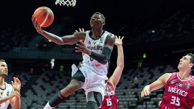 Der Einsatz von Isaac Bonga (M.
