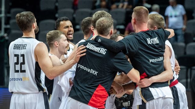 Nach dem Sieg über Kroatien glauben die deutschen Basketballer auch an ihre Chance gegen Brasilien. Nach dem Sieg über Kroatien glauben die deutschen Basketballer auch an ihre Chance gegen Brasilien.