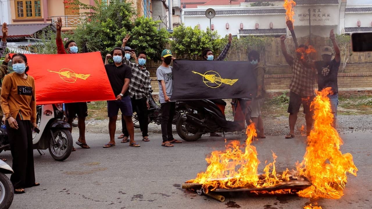 Proteste in Myanmar: 25 Menschen sollen von Sicherheitskräften getötet worden sein.