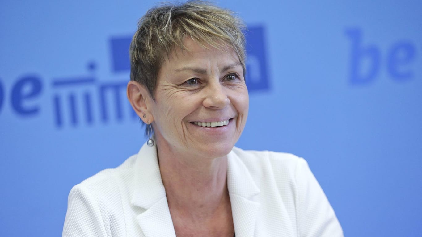 Berlins Senatorin für Integration, Arbeit und Soziales, Elke Breitenbach (Linke): Sie will Bedürftigen bei der Wohnungssuche helfen.