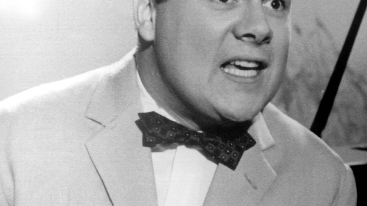 Bill Ramsey im Jahr 1963 in der Fernsehsendung "Musik für Sie". Bill Ramsey im Jahr 1963 in der Fernsehsendung "Musik für Sie".
