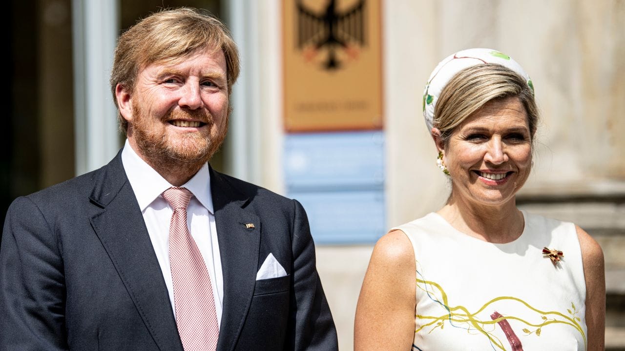 König Willem-Alexander der Niederlande und Königin Máxima besuchten auch das Robert Koch-Institut. König Willem-Alexander der Niederlande und Königin Máxima besuchten auch das Robert Koch-Institut.