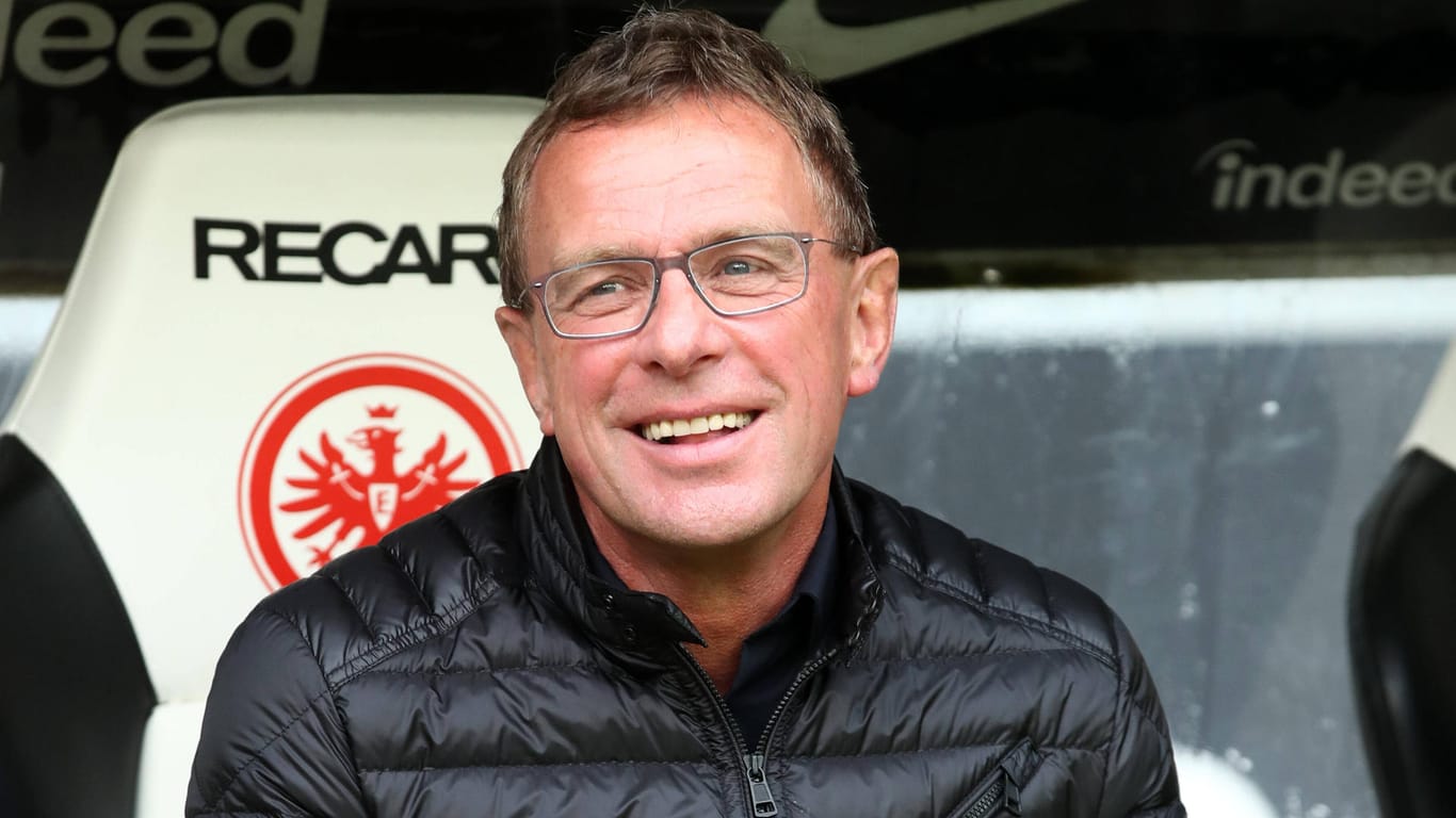 Ralf Rangnick: Der 63-Jährige arbeitete in der Bundesliga unter anderem schon für Ulm, Hannover, Schalke und Leipzig.