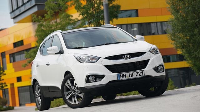 Ein Auto, zwei Namen: Den Nachfolger vom Tucson bot Hyundai hierzulande als ix35 an, nur um das kompakte SUV ab 2015 wieder als Tucson zu verkaufen.