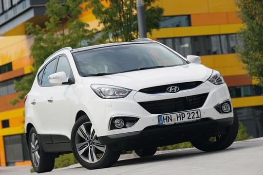 Ein Auto, zwei Namen: Den Nachfolger vom Tucson bot Hyundai hierzulande als ix35 an, nur um das kompakte SUV ab 2015 wieder als Tucson zu verkaufen.