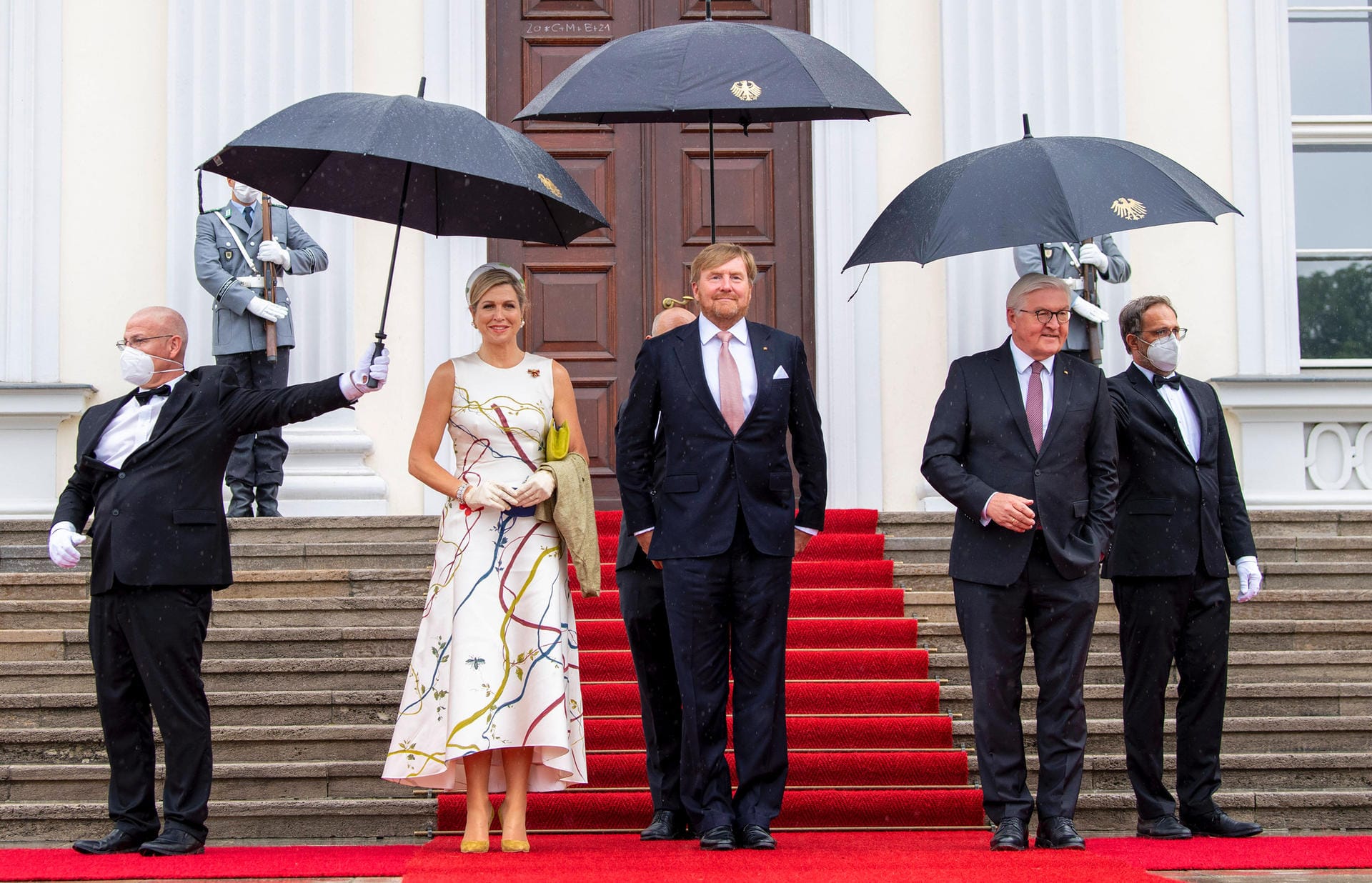 05-07-2021 Bellevue Queen Maxima and King Willem-Alexander at the welcome ceremony with bondspresident Frank-Walter Ste