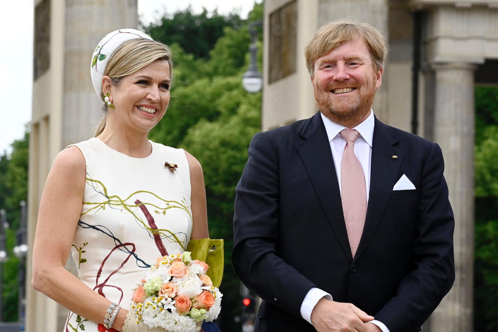 Königin Máxima und König Willem-Alexander sind am Montag in Berlin angekommen. Dort treffen die niederländischen Royals nicht nur auf Angela Merkel, sondern auch auf Sylvie Meis. Hier sehen Sie die schönsten Fotos ihrer Reise.