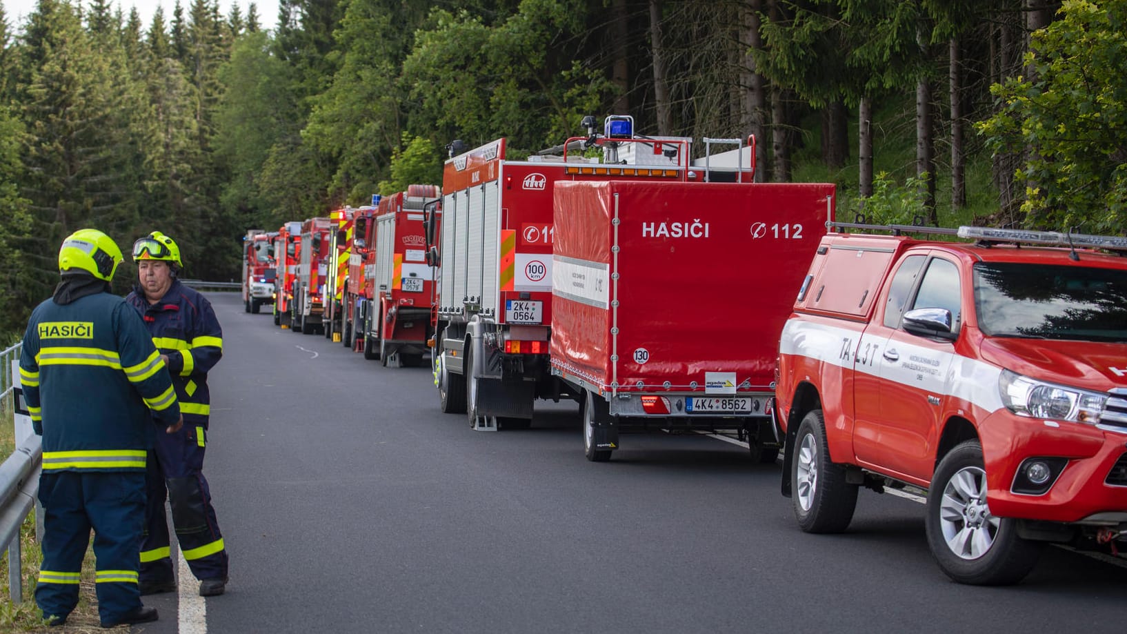 Die tschechische Feuerwehr im Einsatz: Vier Menschen wurden bei der Explosion schwer verletzt (Symbolbild). Die tschechische Feuerwehr im Einsatz: Vier Menschen wurden bei der Explosion schwer verletzt (Symbolbild).