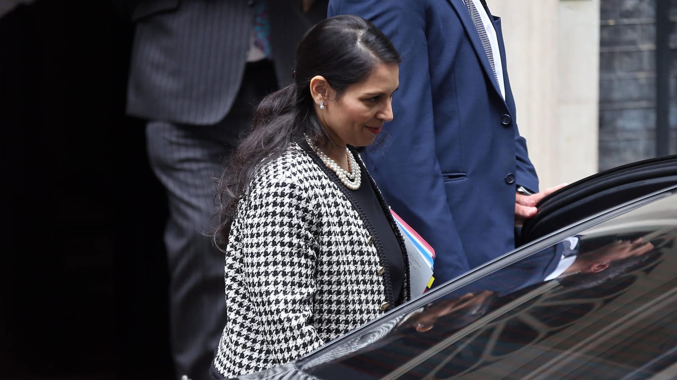 Großbritanniens Innenministerin Priti Patel: Ihr Gesetzesentwurf sieht lebenslange Haftstrafen für Menschenschmuggler vor.