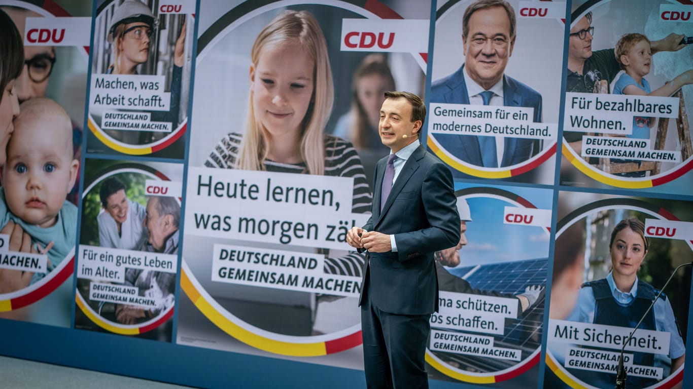 CDU-Generalsekretär Paul Ziemiak bei der Vorstellung der Wahlkampagne: "Es geht um die Zukunft unseres Landes"