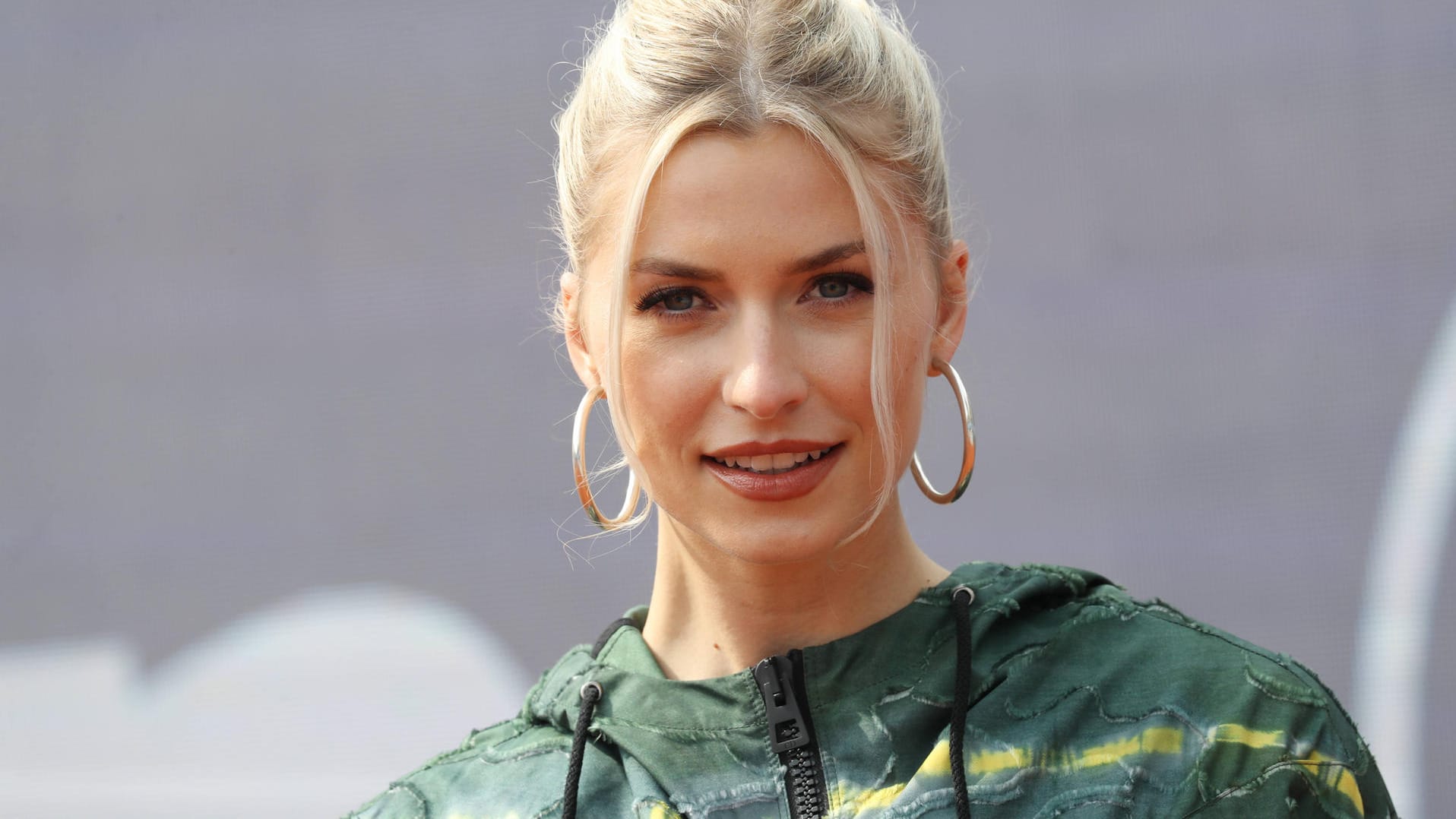 Lena Gercke: Das Model gratuliert ihrem Partner und ihrer Tochter zugleich, denn beide haben am selben Tag Geburtstag.