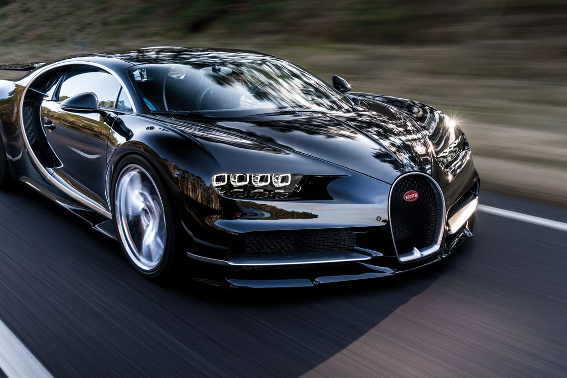 Bugatti Chiron: Berühmte und weniger berühmte Kunden sind bereit, viele Millionen Euro für die Sportwagen aus Molsheim zu bezahlen. Auch das kann aber die hohen Entwicklungskosten nicht im Ansatz decken.
