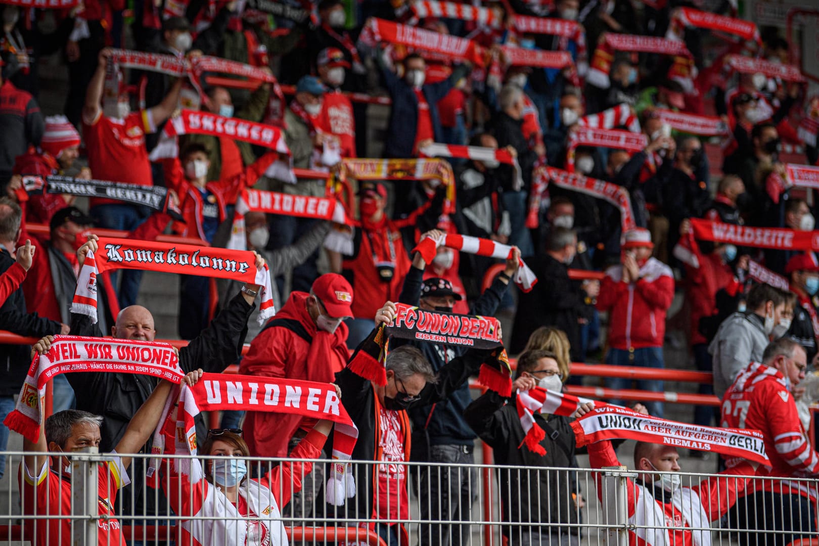 Zuschauer beim Spiel zwischen Union und Leipzig im Mai dieses Jahres.