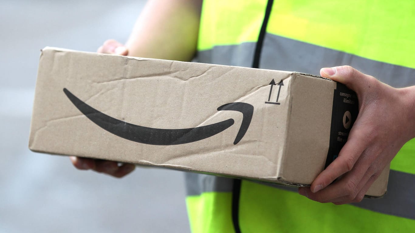 Amazon-Paketzustellung (Symbolbild): Der Amazon-Umsatz konnte kräftig zulegen.