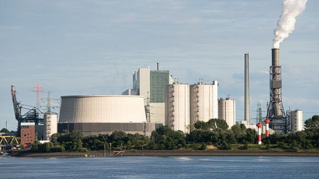 Das Kohlekraftwerk Moorburg im Hamburger Hafen: Nach etwas mehr als sechs Jahren ist Schluss. Das Kohlekraftwerk Moorburg im Hamburger Hafen: Nach etwas mehr als sechs Jahren ist Schluss.