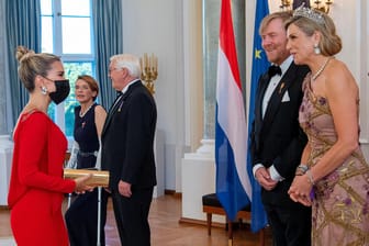 Sylvie Meis: Die Moderatorin traf das niederländische Königspaar Máxima und Willem-Alexander in Berlin.