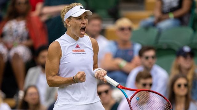Das Publikum gibt ihr Kraft: Angelique Kerber feiert einen Sieg in Wimbledon. Das Publikum gibt ihr Kraft: Angelique Kerber feiert einen Sieg in Wimbledon.