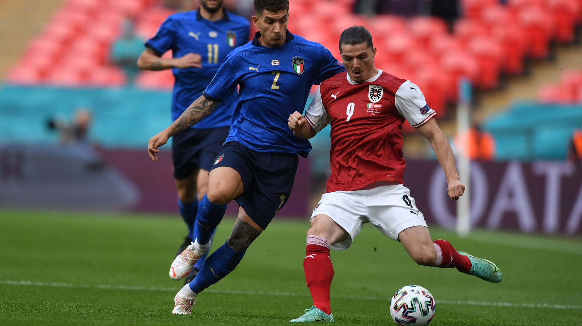 Marcel Sabitzer: Hier gegen den Italiener Giovanni Di Lorenzo im Achtelfinale der Europameisterschaft.