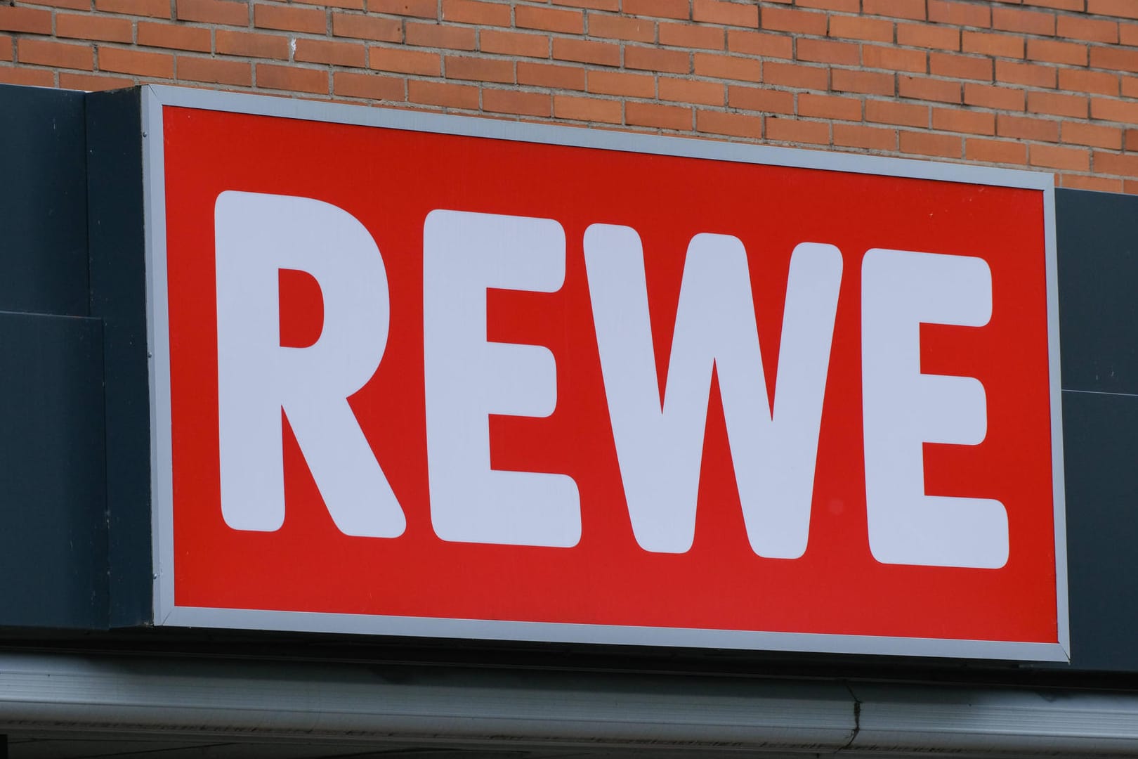 Rewe: Die Supermarktkette bietet neue Fleischprodukte an, die nicht nur aus Fleisch bestehen.