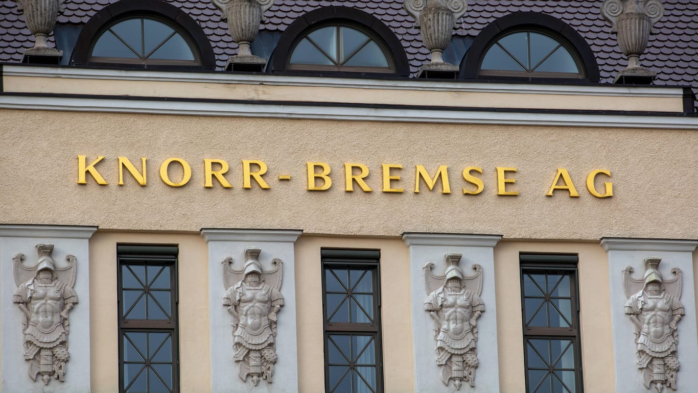 Knorr-Bremse-Hauptzentrale in München: Der Bremsenhersteller will doch nicht den Zulieferer Hella übernehmen.