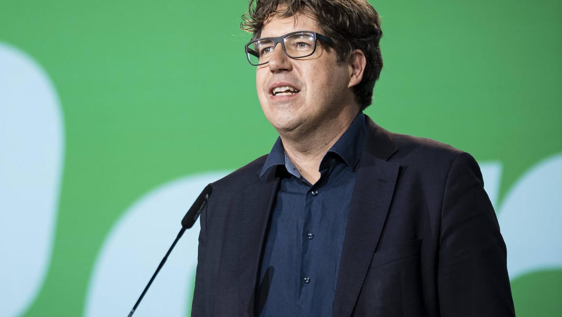 Michael Kellner: Der Grünen-Bundesgeschäftsführer findet die Kritik an Annalena Baerbocks Buch legitim. Michael Kellner: Der Grünen-Bundesgeschäftsführer findet die Kritik an Annalena Baerbocks Buch legitim.