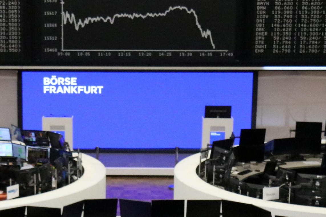 Das Börsenparkett in Frankfurt (Archivbild): Der Dax ist am Donnerstag stark gefallen.