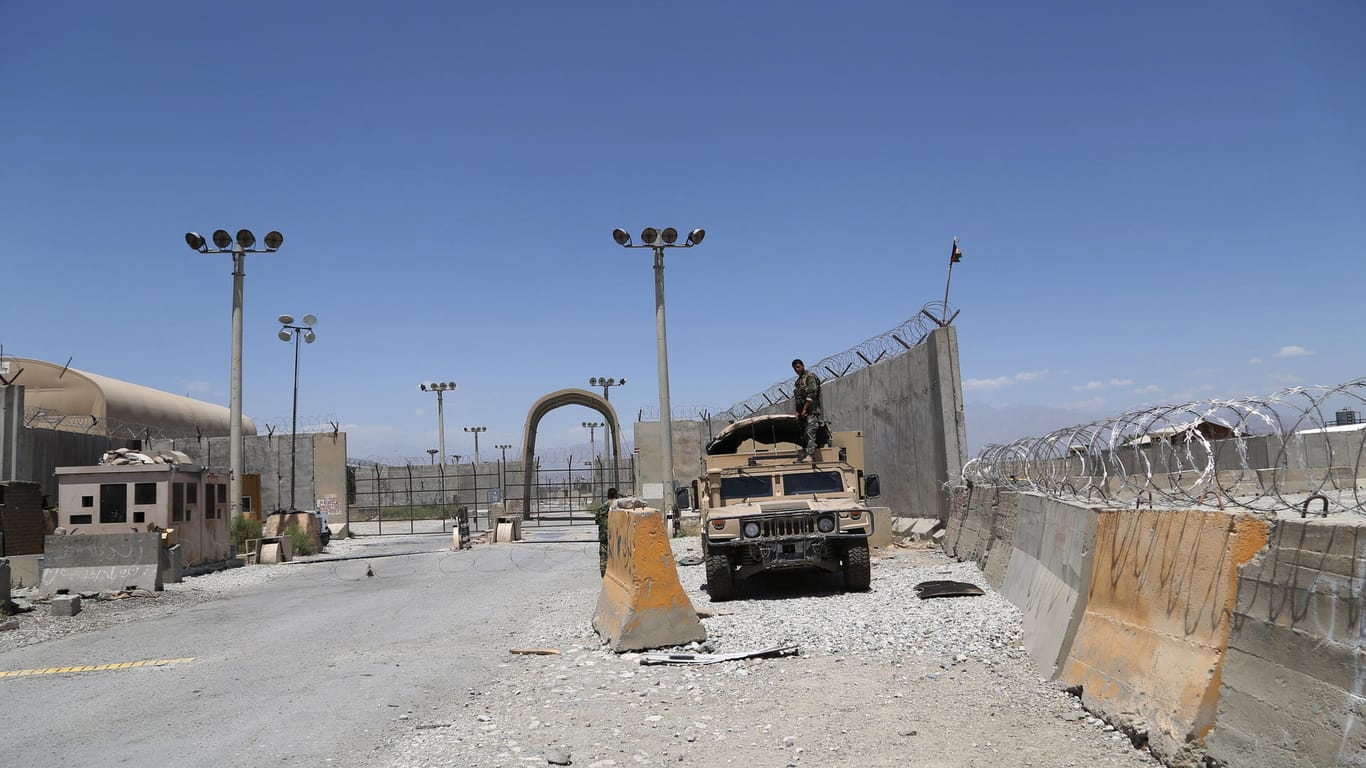 Bagram in Afghanistan: Seit der Räumung der größten US-Basis im Land konnten die Islamisten mindestens 13 Bezirke erobern.