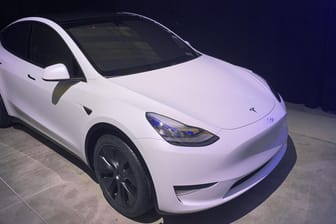 Tesla Model Y: In wenigen Wochen sollen die ersten Lieferungen nach Europa gehen.