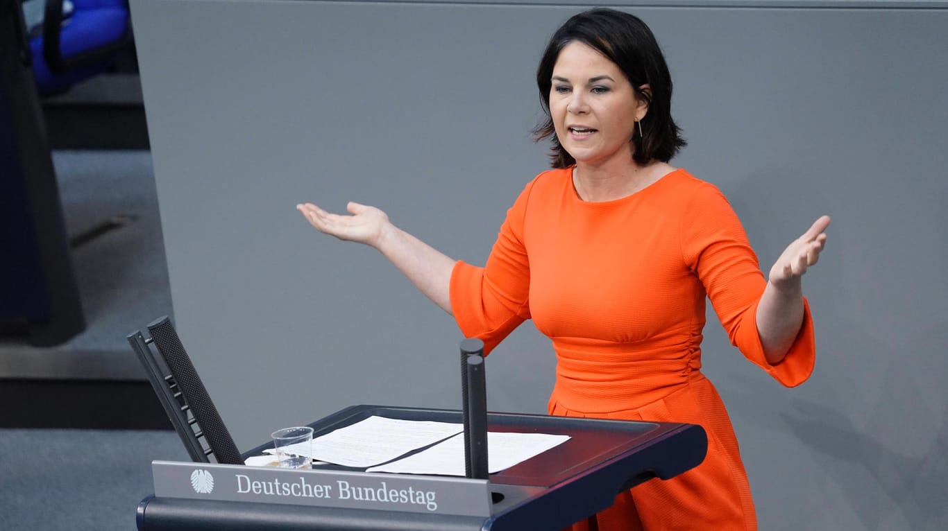 Annalena Baerbock: Nach den Plagiatsvorwürfen rund um ihr Buch hat die Grünen-Kanzlerkandidatin Fehler eingeräumt.
